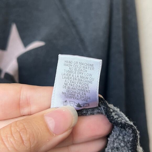 Wildfox Heart Star Sweatshirt in Charcoal Size S - Picture 6 of 6